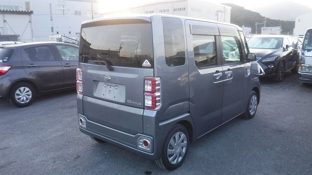 DAIHATSU WAKE 2020/11
