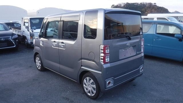 DAIHATSU WAKE 2020/11