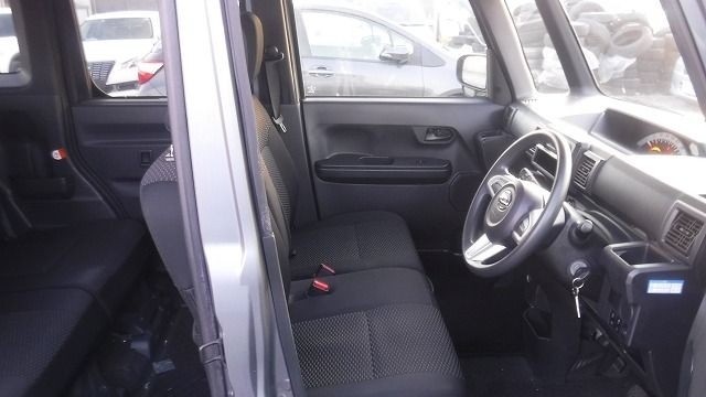 DAIHATSU WAKE 2020/11