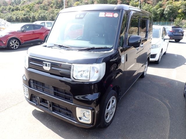 DAIHATSU WAKE 2019/5