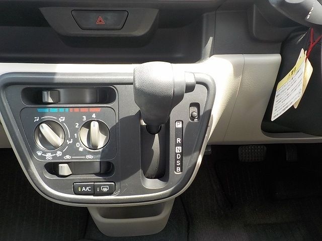 TOYOTA PASSO 2019/6