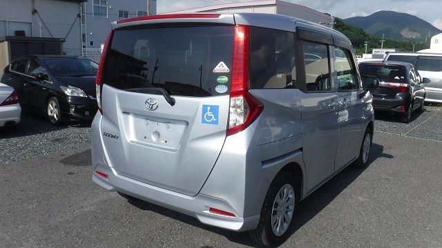 TOYOTA ROOMY 2018/4