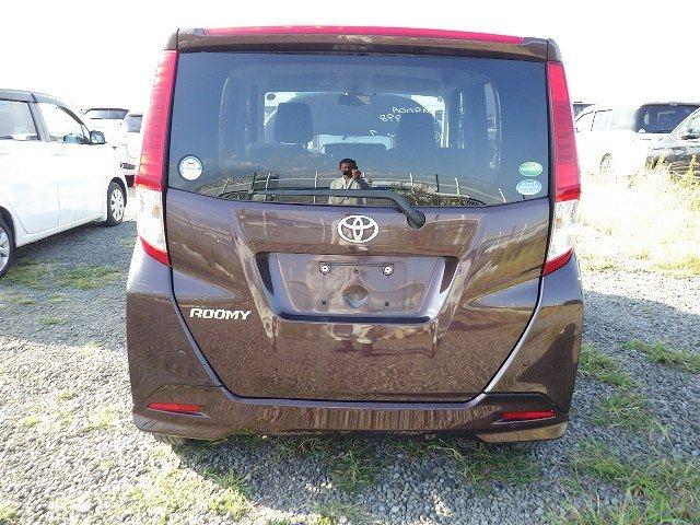 TOYOTA ROOMY 2018/9