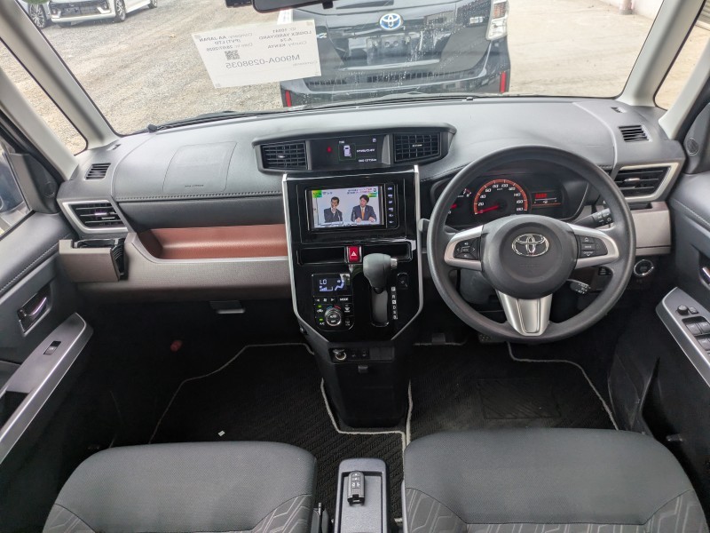 TOYOTA ROOMY 2019/3