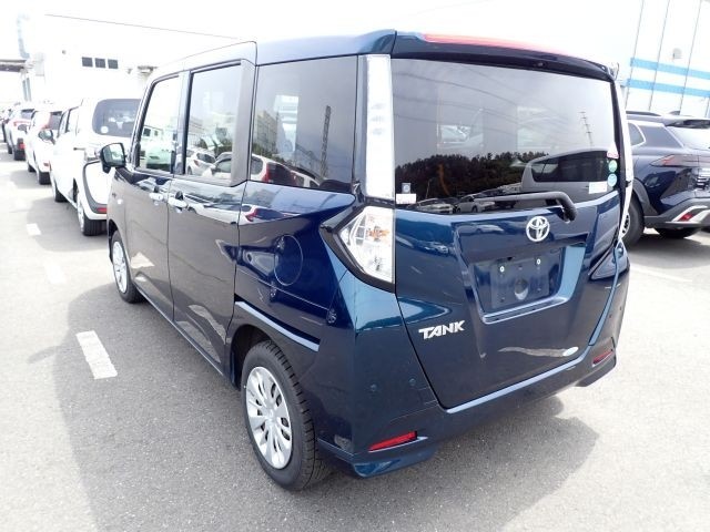 TOYOTA TANK 2019/4