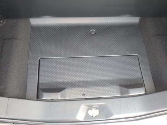 TOYOTA ROOMY 2019/6