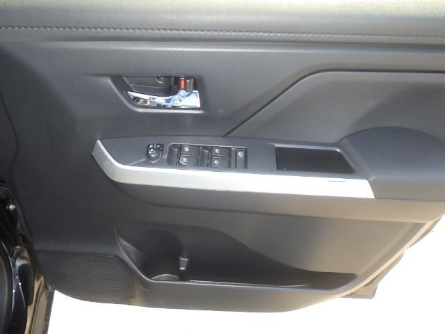 TOYOTA ROOMY 2019/6