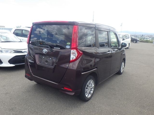 TOYOTA ROOMY 2019/6