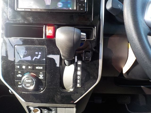 TOYOTA ROOMY 2019/7