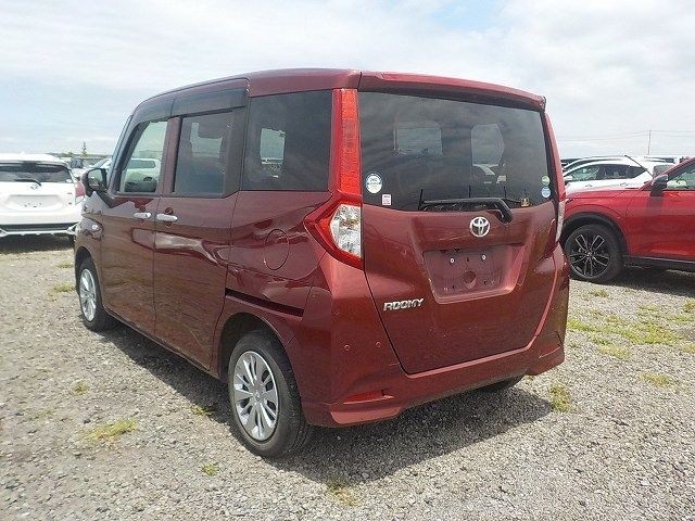 TOYOTA ROOMY 2019/7