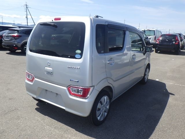 SUZUKI WAGON R 2019/5