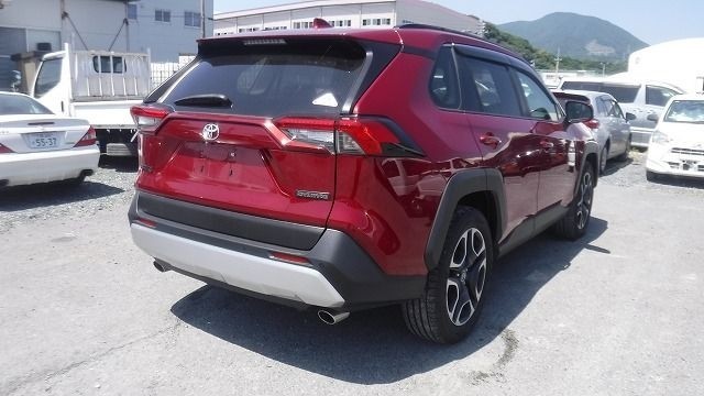 TOYOTA RAV4 2019/7