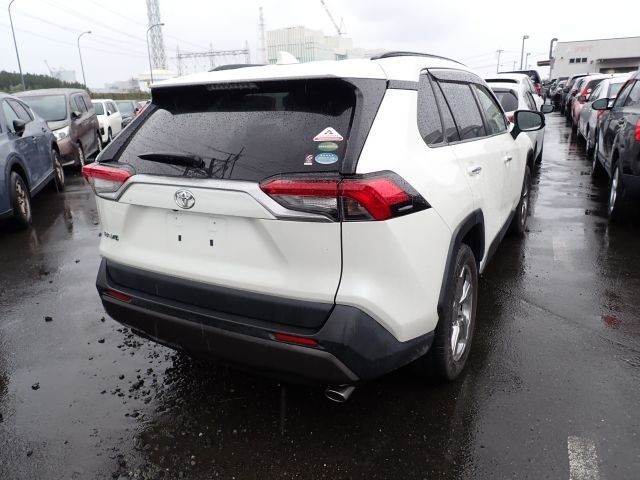 TOYOTA RAV4 2020/10