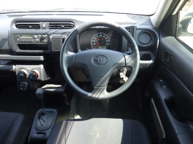 TOYOTA PROBOX VAN 2015/2