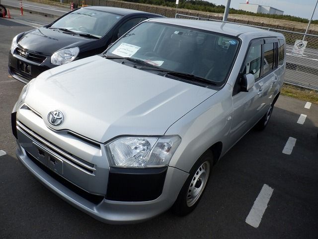 TOYOTA SUCCEED 2015/2