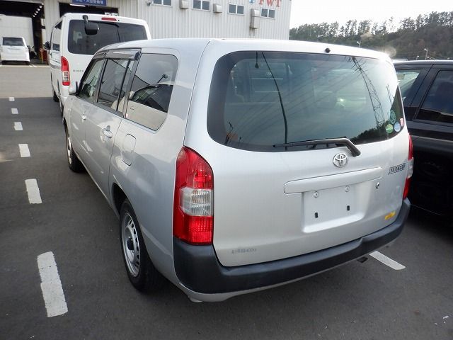 TOYOTA SUCCEED 2015/2