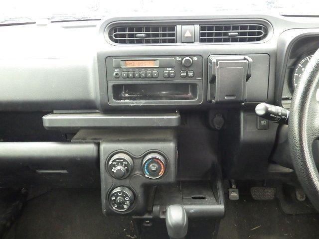 TOYOTA SUCCEED 2018/5