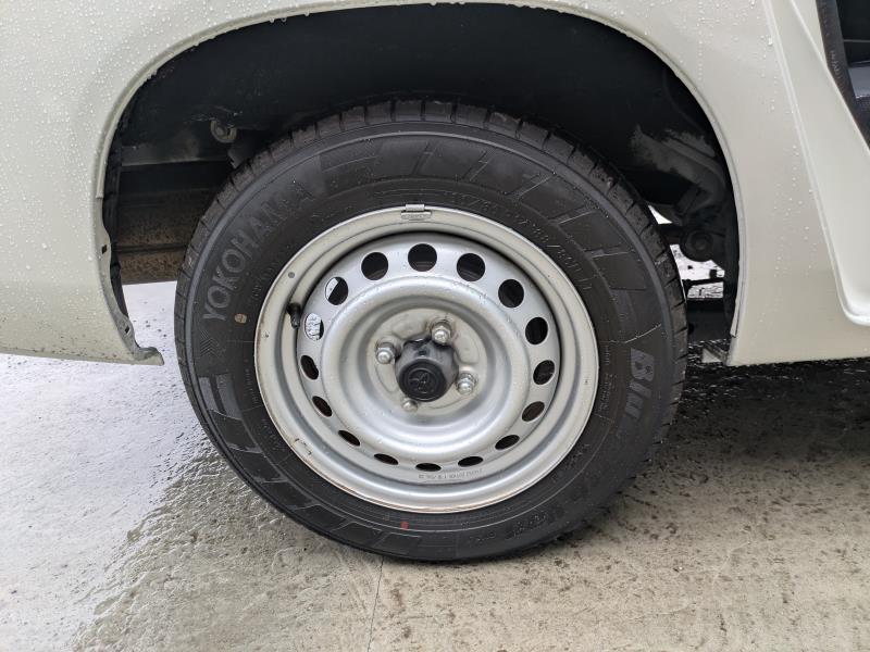 TOYOTA SUCCEED 2019/2