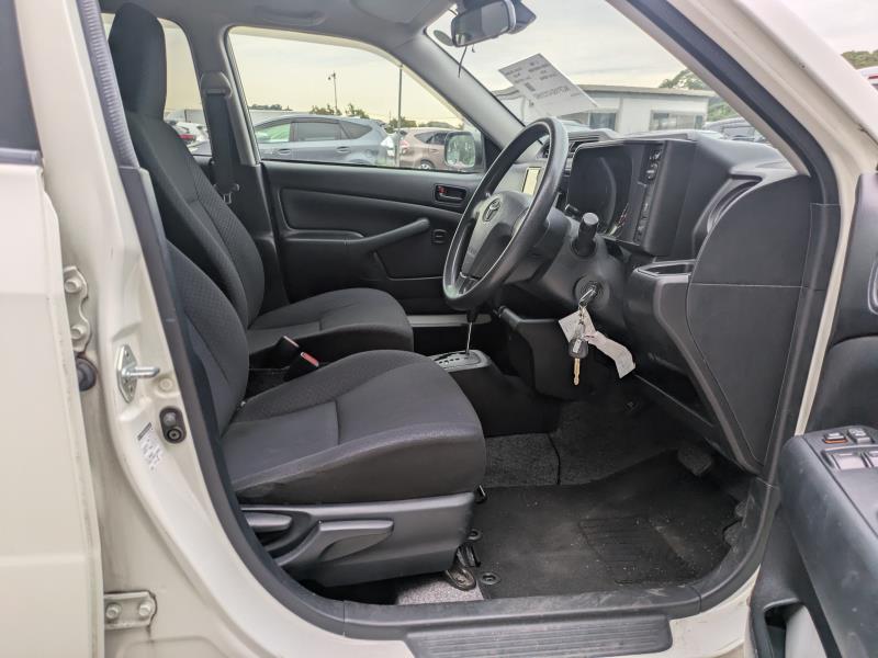 TOYOTA PROBOX VAN 2019/9