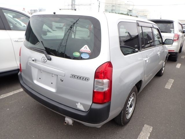 TOYOTA SUCCEED 2020/6