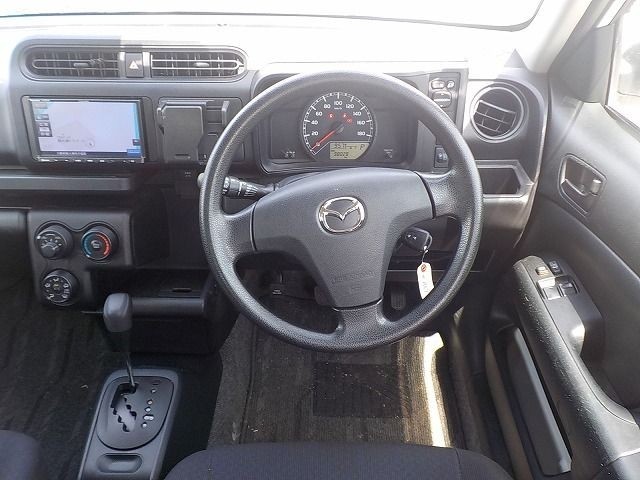 MAZDA FAMILIA 2020/6