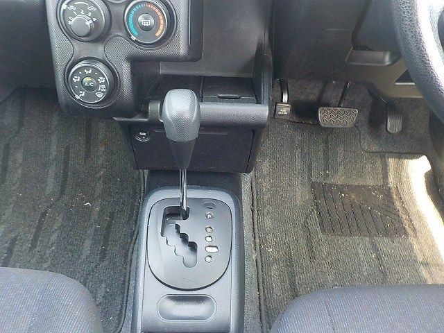 MAZDA FAMILIA 2020/6
