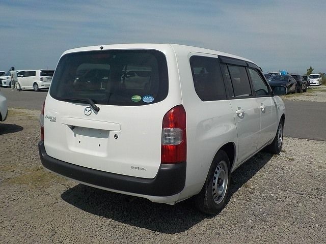 MAZDA FAMILIA 2020/6