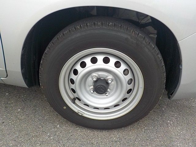 MAZDA FAMILIA 2020/6