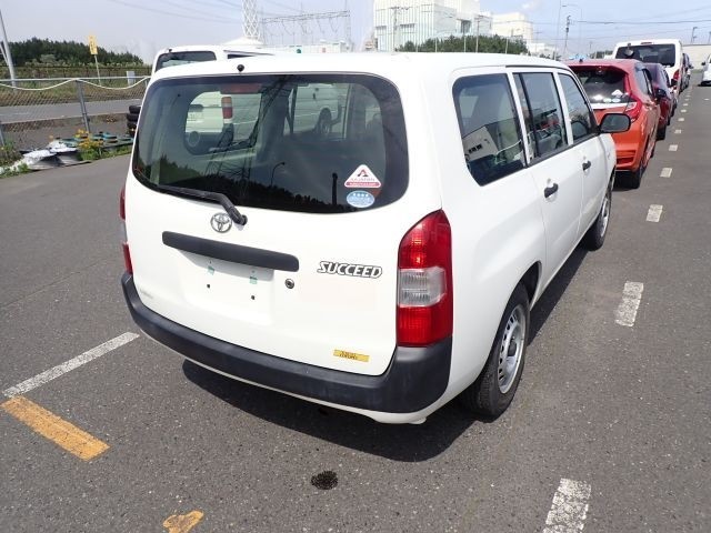 TOYOTA SUCCEED 2019/1