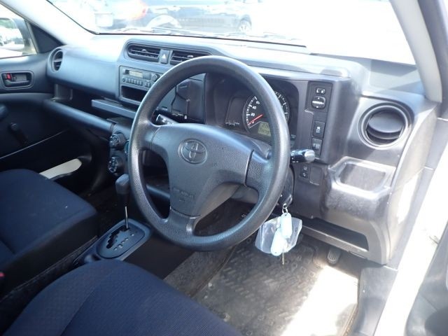 TOYOTA SUCCEED 2019/2