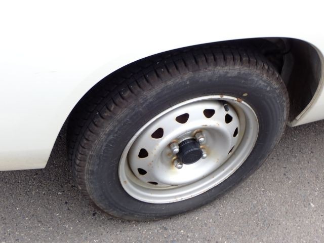 TOYOTA SUCCEED 2019/5