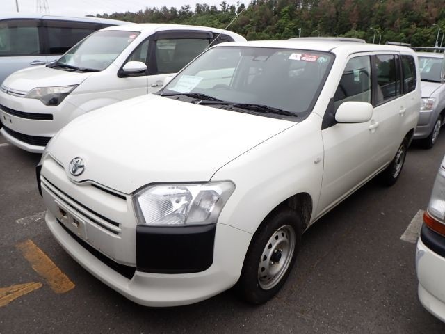 TOYOTA SUCCEED 2019/5