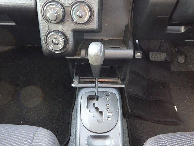 TOYOTA SUCCEED 2019/8