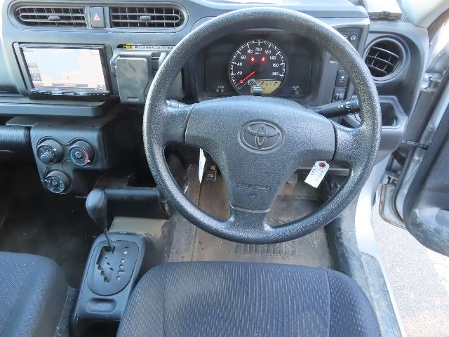 TOYOTA SUCCEED 2020/5