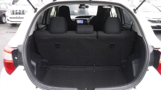 TOYOTA VITZ 2019/3