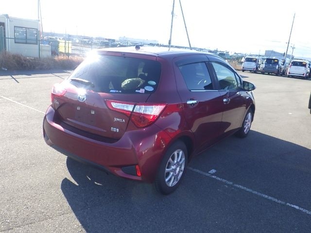 TOYOTA VITZ 2019/5