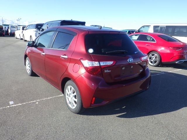 TOYOTA VITZ 2019/5