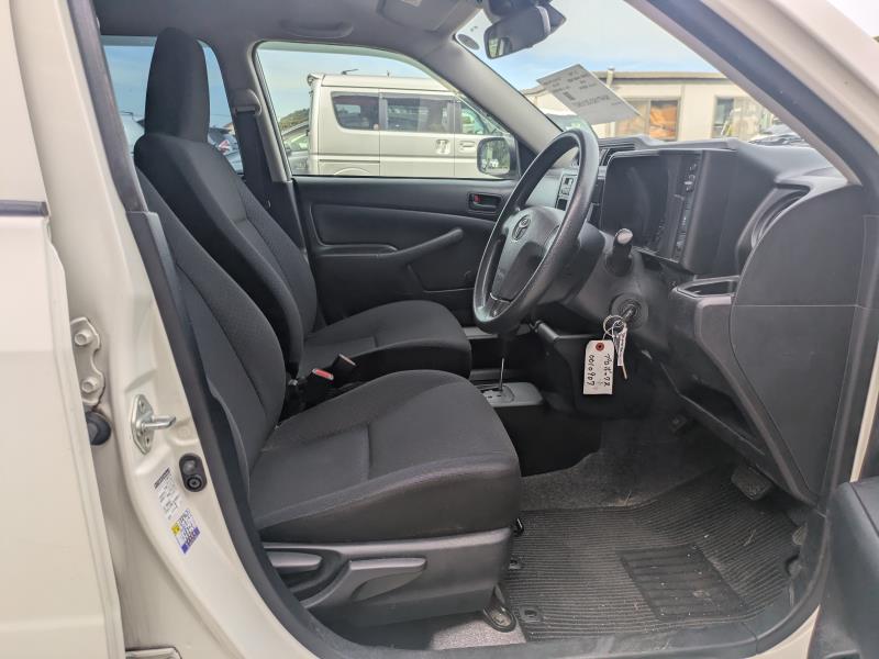 TOYOTA PROBOX VAN 2019/9