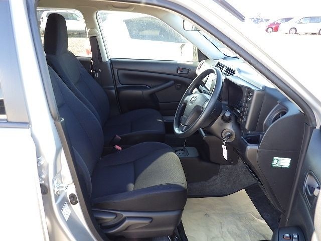 TOYOTA PROBOX VAN 2020/10