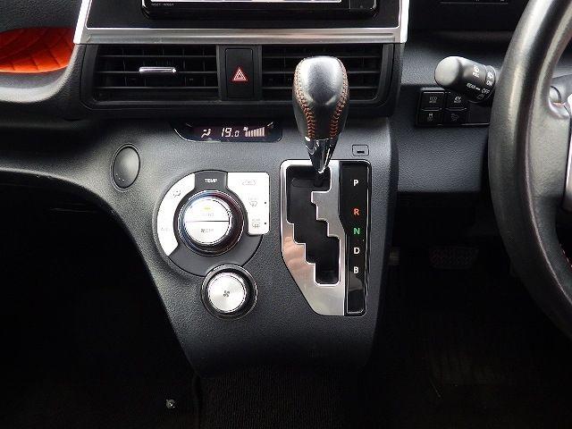 TOYOTA SIENTA 2018/4