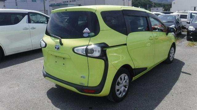 TOYOTA SIENTA 2018/8