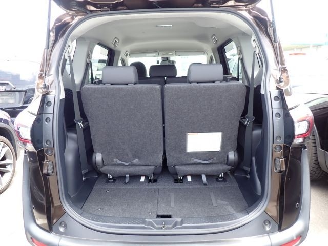 TOYOTA SIENTA 2019/3