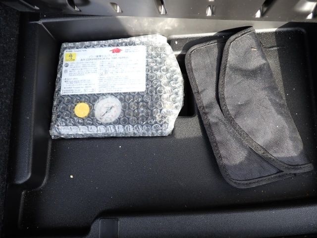 TOYOTA SIENTA 2019/3