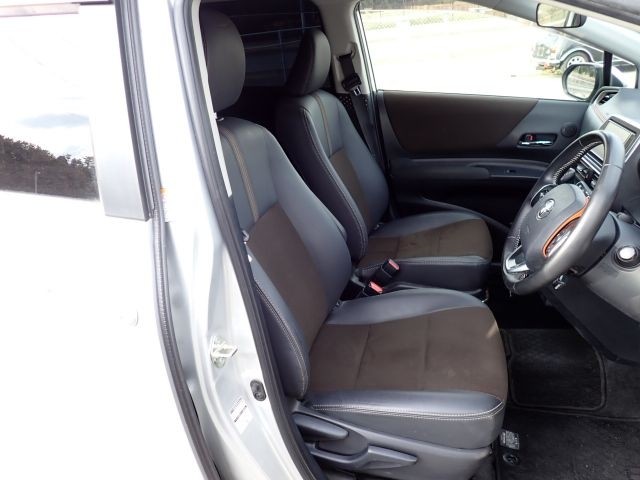 TOYOTA SIENTA 2019/3