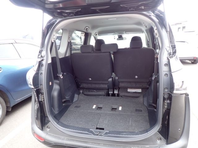 TOYOTA SIENTA 2020/8