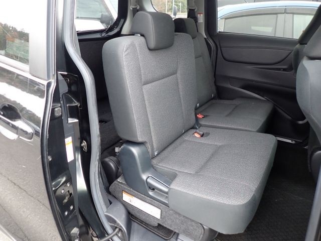 TOYOTA SIENTA 2020/8