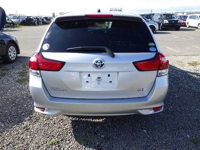 TOYOTA COROLLA FIELDER 2018/5