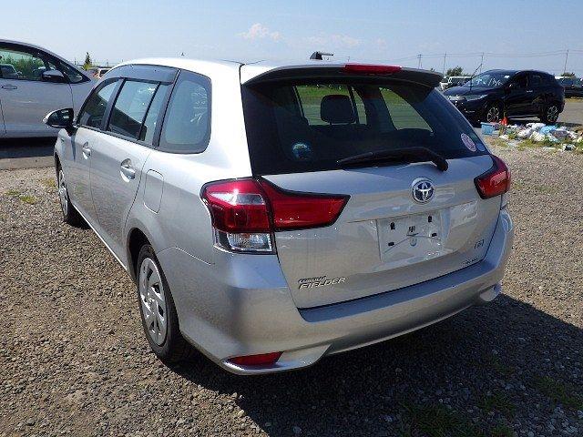 TOYOTA COROLLA FIELDER 2018/5