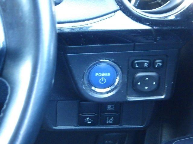 TOYOTA COROLLA FIELDER 2018/5