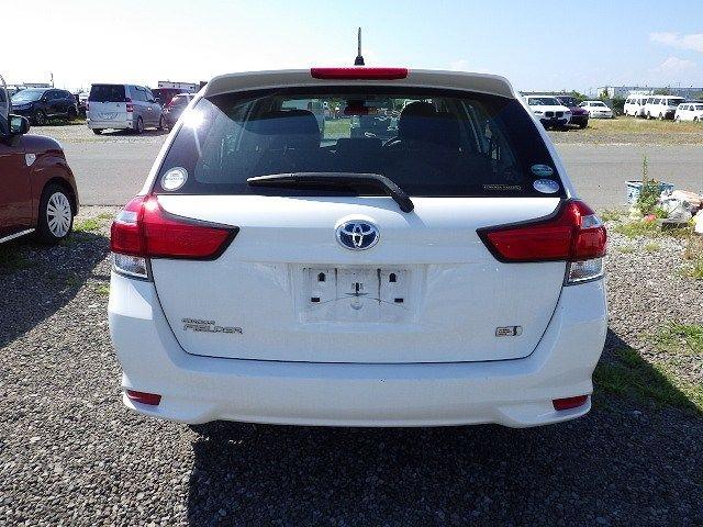 TOYOTA COROLLA FIELDER 2018/6